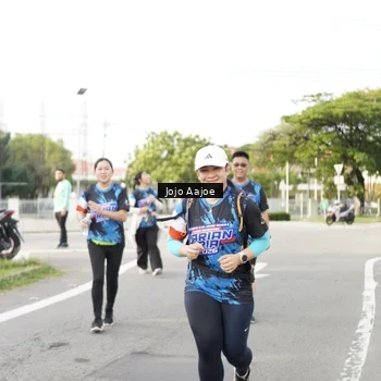 Runner Photo 7651637