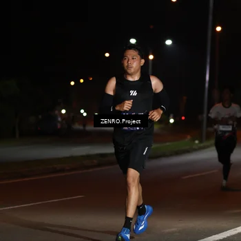 Runner Photo 7651638