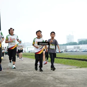Runner Photo 7651653