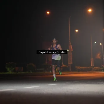 Runner Photo 7651655