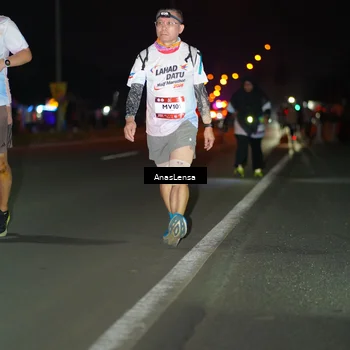 Runner Photo 7651658