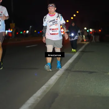 Runner Photo 7651663