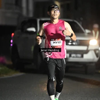 Runner Photo 7651669