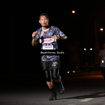 Runner Photo 7651676