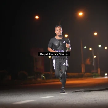 Runner Photo 7651680