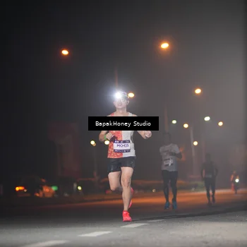 Runner Photo 7651684