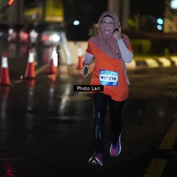 Runner Photo 7651688