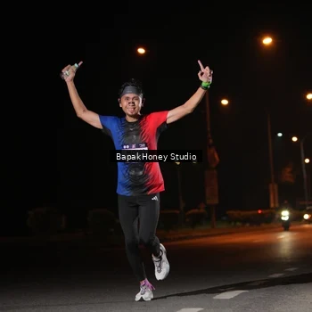 Runner Photo 7651691