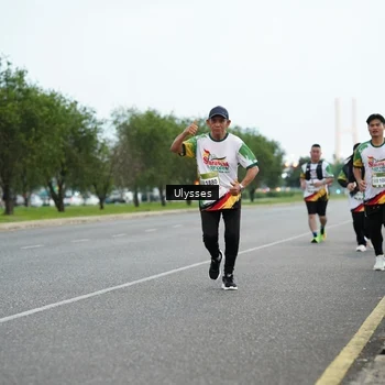Runner Photo 7651692