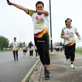 Runner Photo 7651696