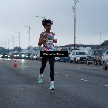 Runner Photo 7651718