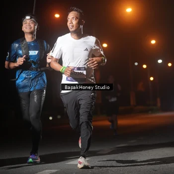 Runner Photo 7651729