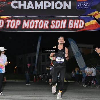 Runner Photo 7651736