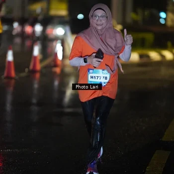 Runner Photo 7651757