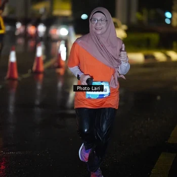 Runner Photo 7651778