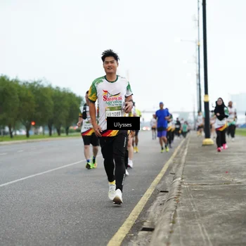 Runner Photo 7651792