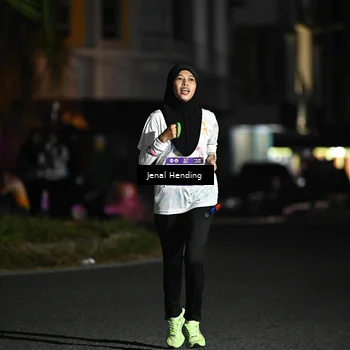 Runner Photo 7651796