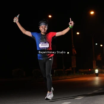 Runner Photo 7651799