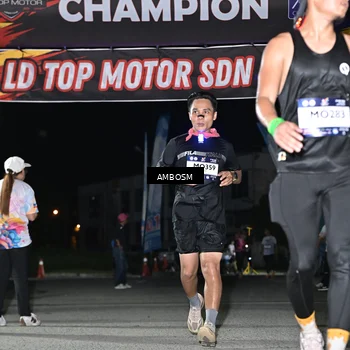 Runner Photo 7651808