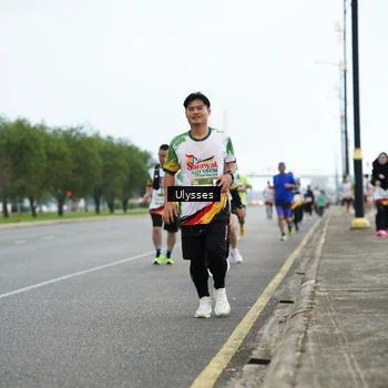 Runner Photo 7651809
