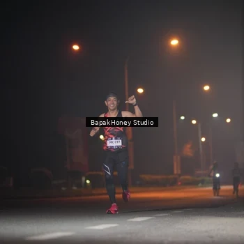 Runner Photo 7651810