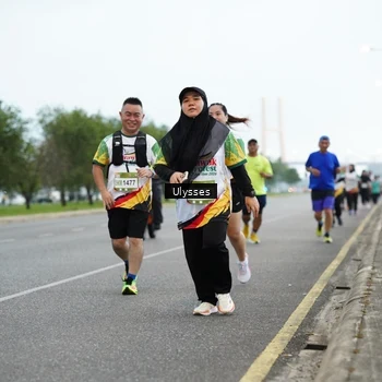 Runner Photo 7651817