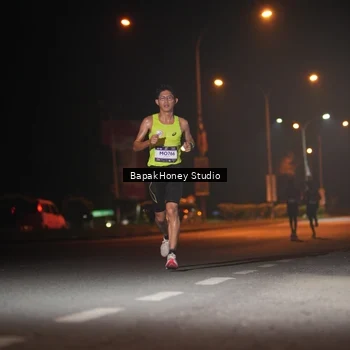 Runner Photo 7651818