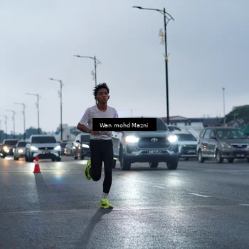 Runner Photo 7651824