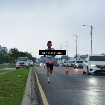 Runner Photo 7651827