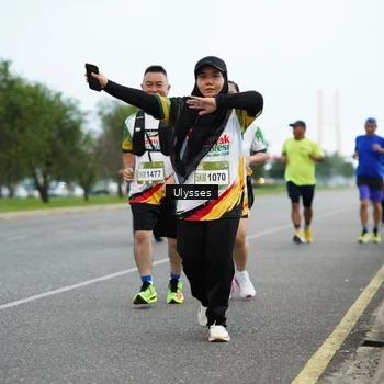Runner Photo 7651833