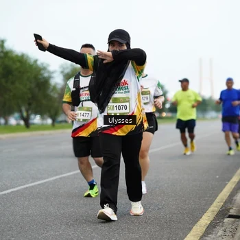Runner Photo 7651835