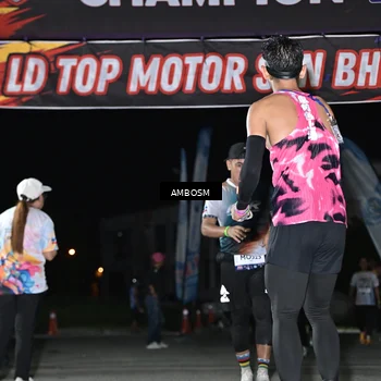 Runner Photo 7651849