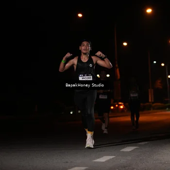 Runner Photo 7651871