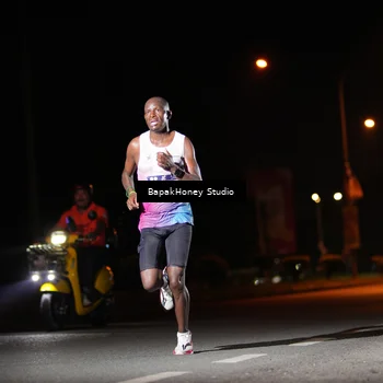 Runner Photo 7651879