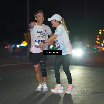 Runner Photo 7651915