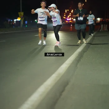 Runner Photo 7651924