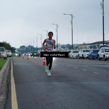 Runner Photo 7651950