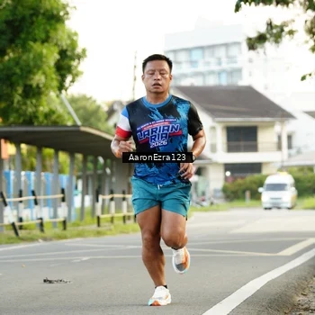 Runner Photo 7651955