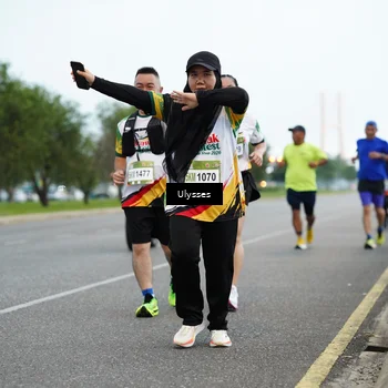 Runner Photo 7651968