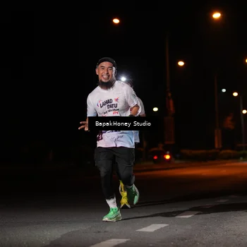 Runner Photo 7651973
