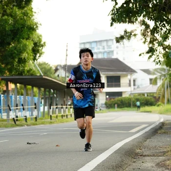 Runner Photo 7651974