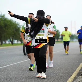 Runner Photo 7651975