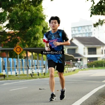 Runner Photo 7651978