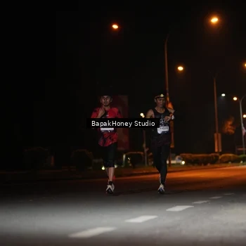 Runner Photo 7651979