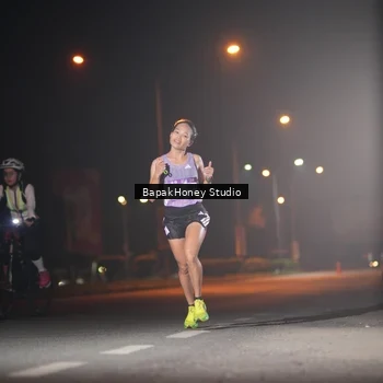 Runner Photo 7651983