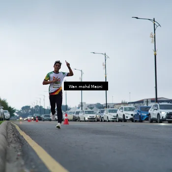Runner Photo 7651993