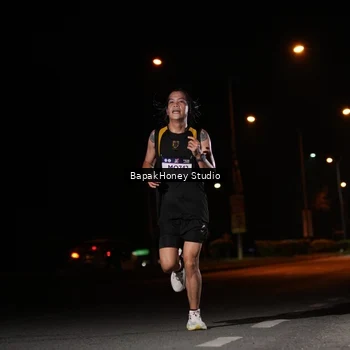 Runner Photo 7652031