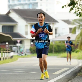 Runner Photo 7652044