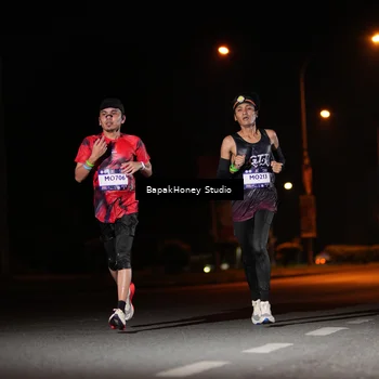 Runner Photo 7652048