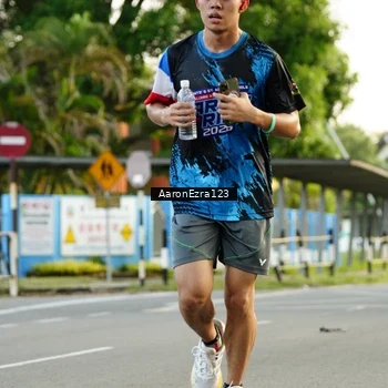Runner Photo 7652055